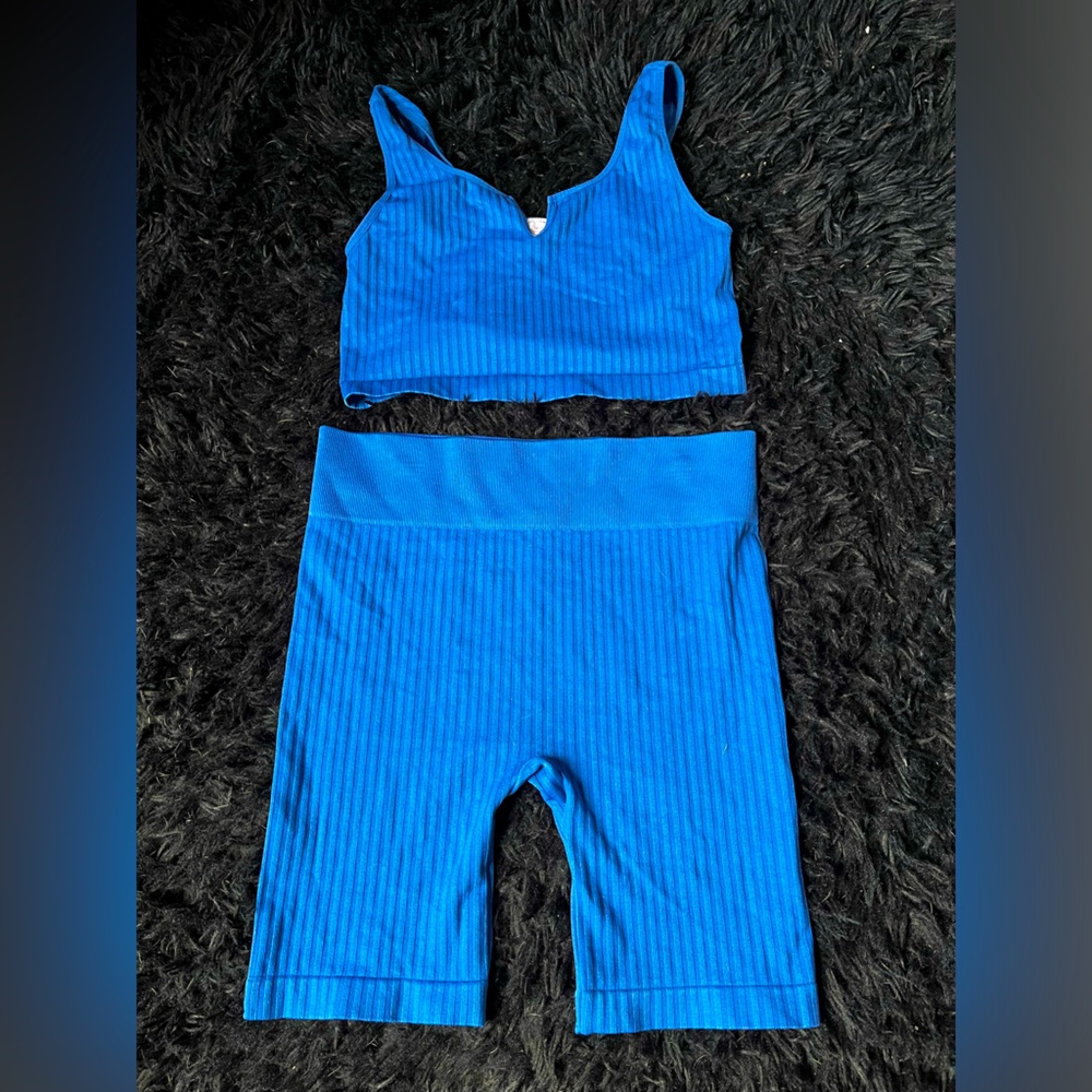 athletic wear two piece